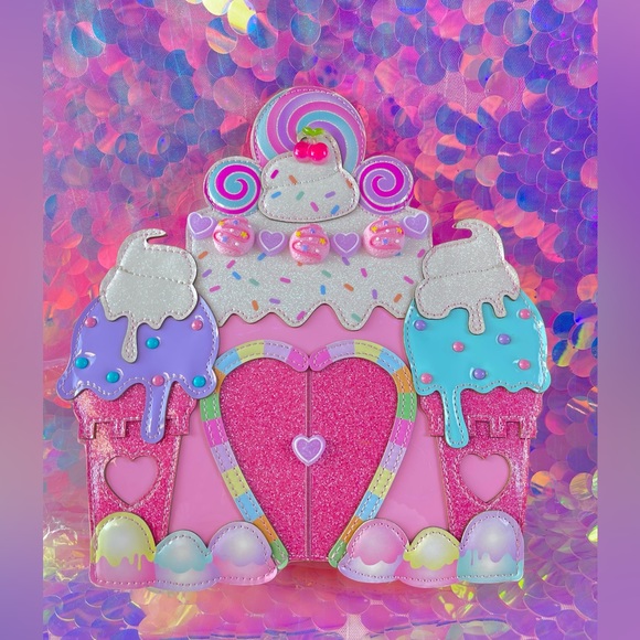 Candy Land Ice Cream Castle Crossbody bag NWT - Picture 9 of 9